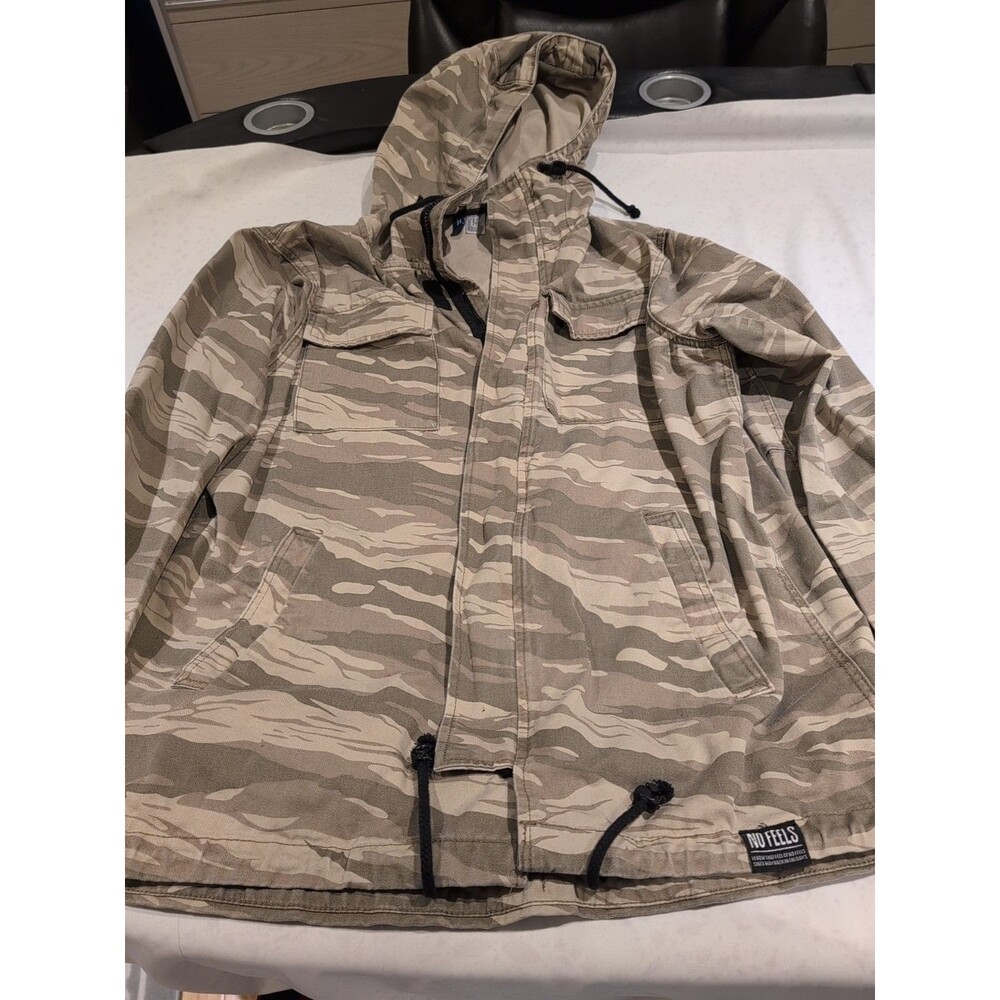 Divided Camoflauge Jacket Hood Pull Strings Mens Large Camo Field Jacket, M